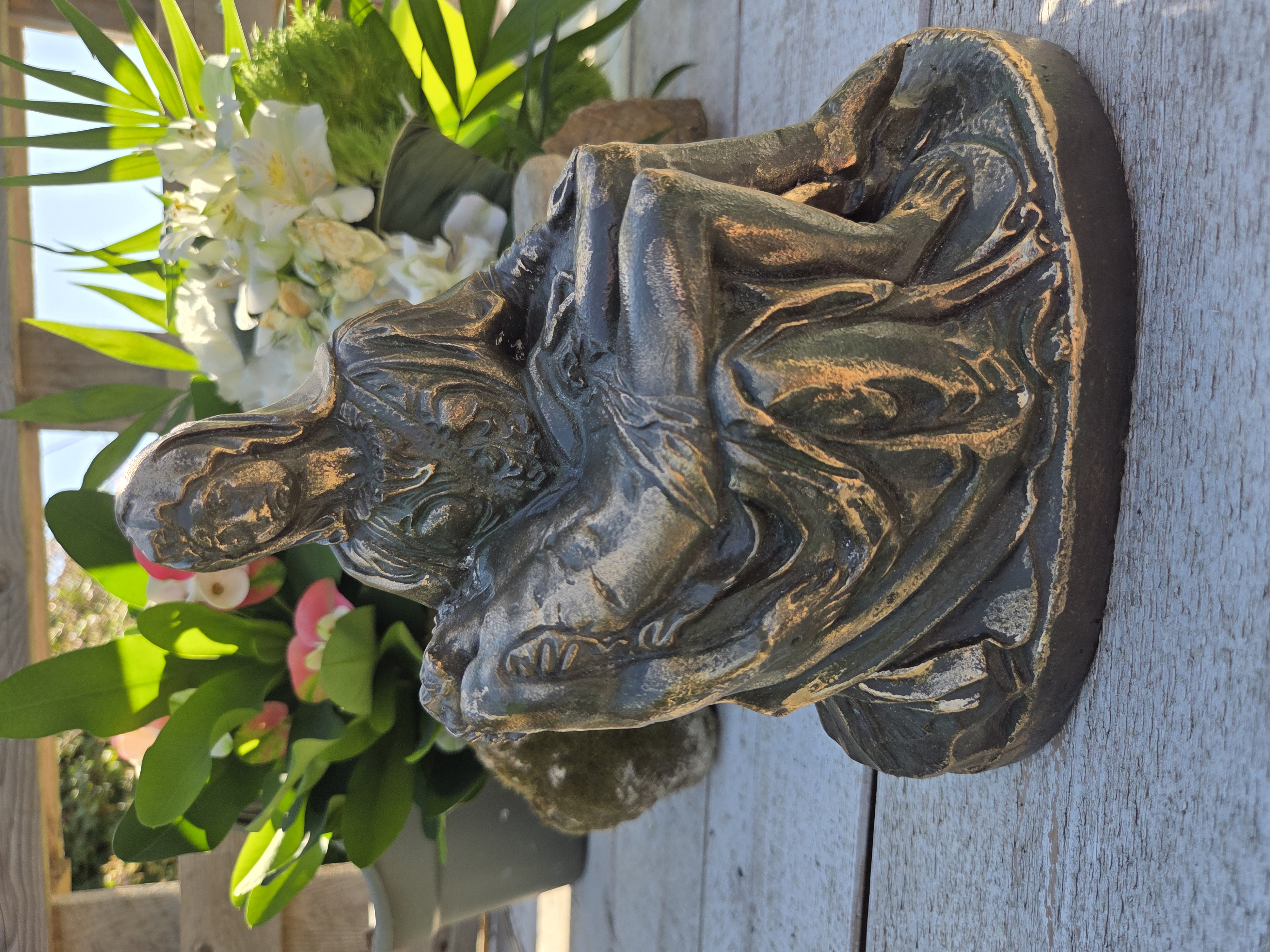 Pieta effet bronze